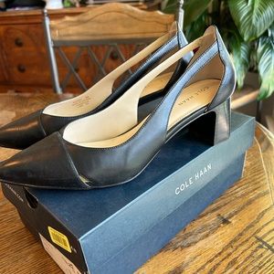 Cole Haan Black Dress Shoes. Pumps Sz 9